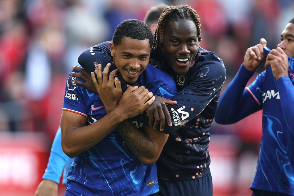 英超半场：米伦科维奇乌龙巴里破门，埃弗顿2-0诺丁汉森林